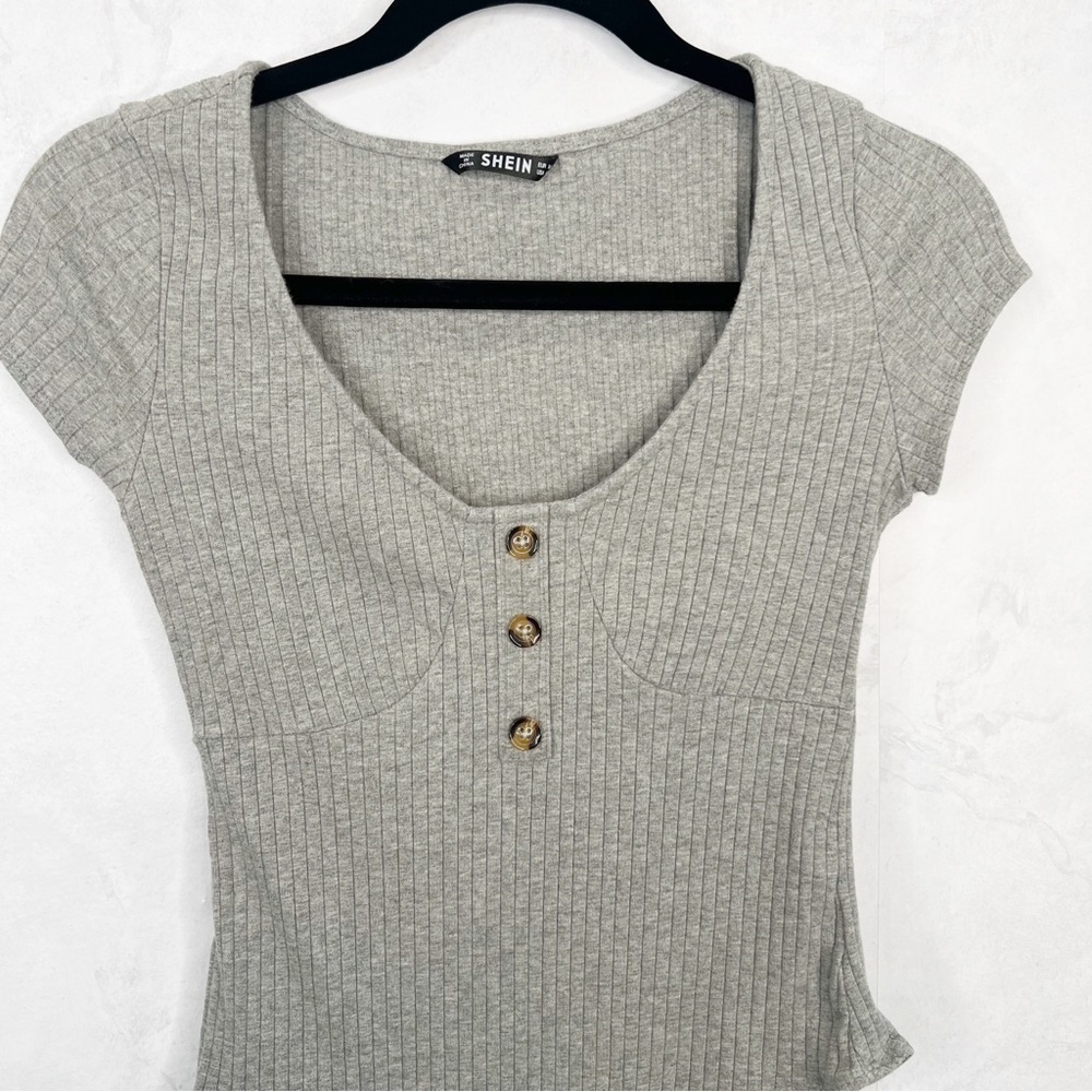 [Shein] - Picture 2 of 3